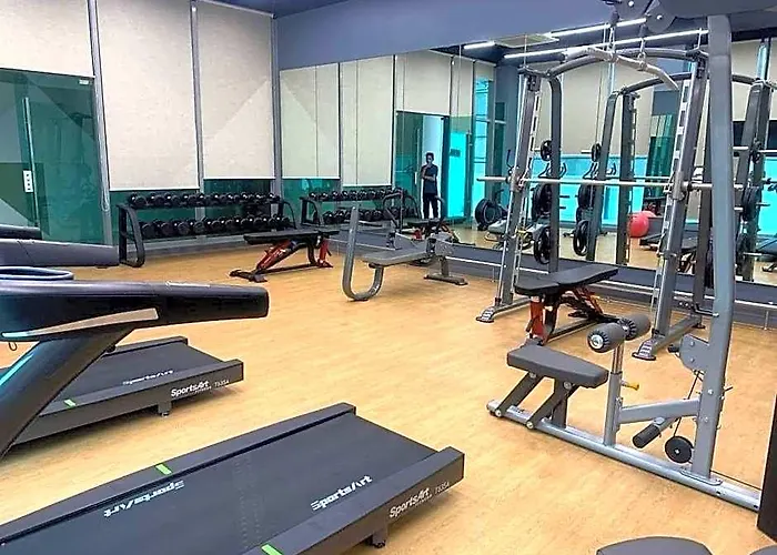 Mandaluyong Staycation 4*